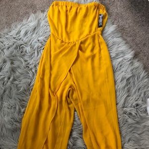 New York and company jumpsuit